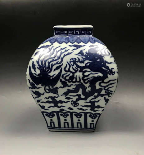 Chinese Blue And White Porcelain Jar