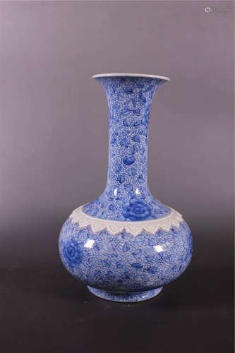 A Japanese Blue/White Vase