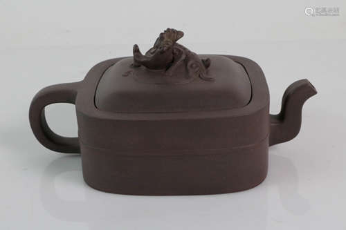 20th C. Yixing Zisha purple clay tea pot