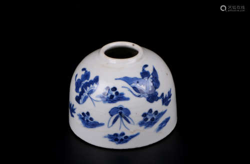 A chinese blue&white water container