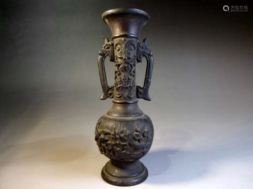 A chinese qing dynasty bronze bottle