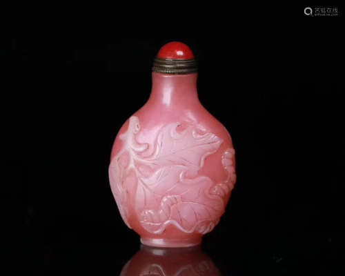 A PINK GLASS CARVED SNUFF BOTTLE
