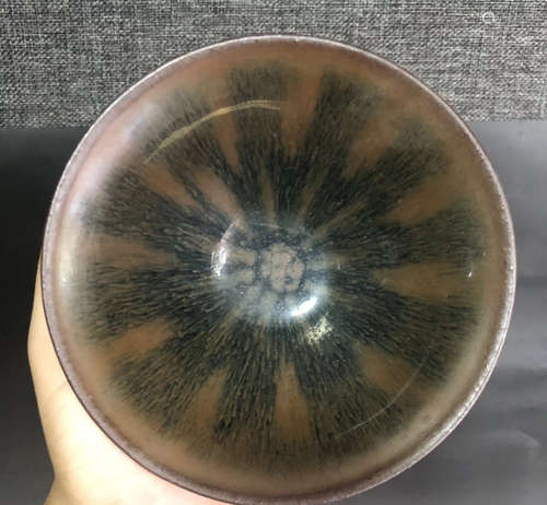 A JIANYAO FLORAL PATTERN BOWL