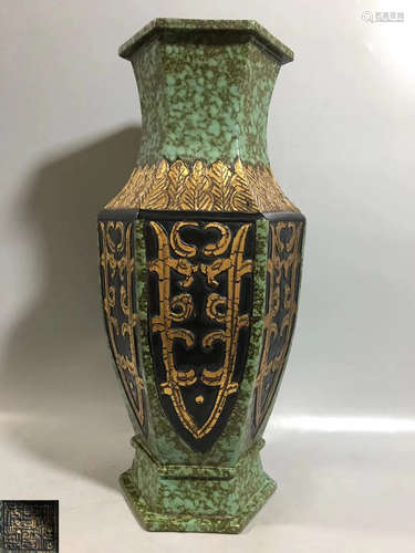 A COPPER COLOR GLAZE HEXAGON SHAPED VASE