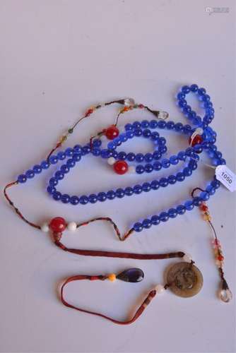 Strand of Chinese Peking Glass,