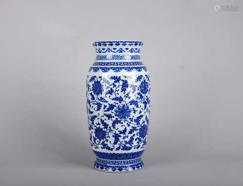 A Blue And White Jar, Qing Dynasty