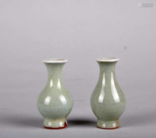 A pair of Longquan Flower Pots, Song Dynasty