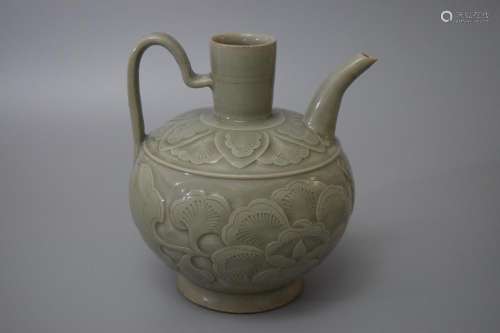A Yaozhou Carved Pot, Song Dynasty