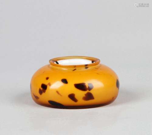 A Glass Imitating Tortoise Shell Water Pot, Qing Dynasty