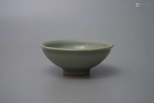 A Longquan Bowl, Song Dynasty