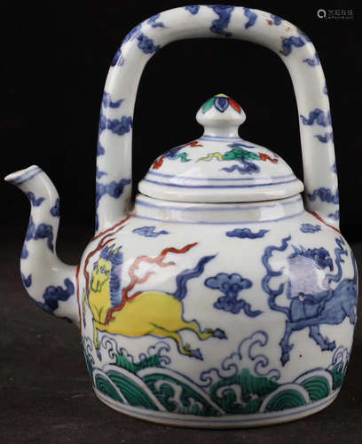 A SEA WATER&BEAST PATTERN CLASHING COLOR TEAPOT