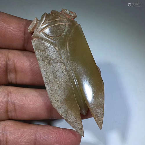 A CICADA DESIGN HETIAN JADE HAND PIECE