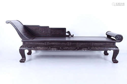 17-19TH CENTURY, A ROSEWOOD RECLINER, QING DYNASTY