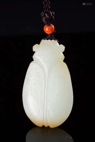 A CICADA DESIGN HETIAN JADE HAND PIECE