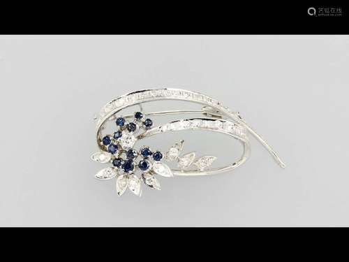 18 kt gold brooch 'blossom' with sapphires and diamonds