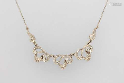 18 kt gold necklace with diamonds