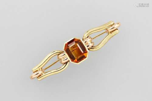 14 kt gold brooch with citrine