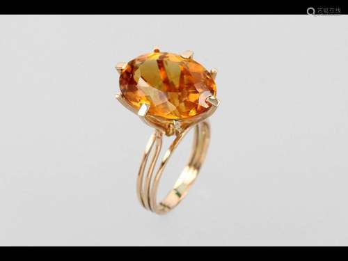 14 kt gold ring with citrine