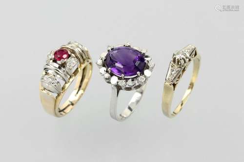 Lot 3 14 kt gold rings