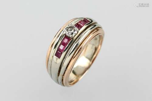 14 kt gold ring with brilliant and rubies