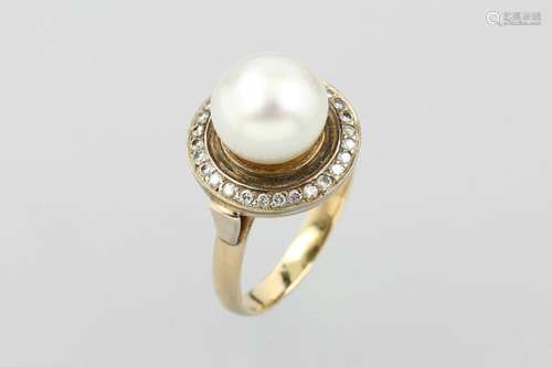 14 kt gold ring with cultured pearl and brilliants