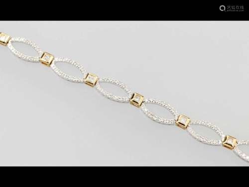 18 kt gold bracelet with diamonds
