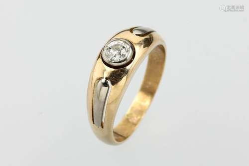 14 kt gold ring with diamond