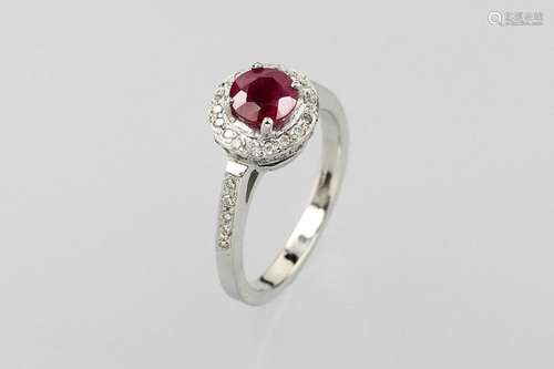 14 kt gold ring with ruby and diamonds