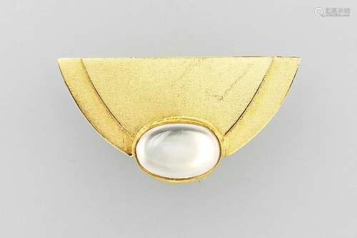 14 kt gold brooch with moonstone