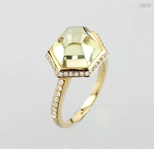 18 kt gold ring with lemoncitrine and brilliants