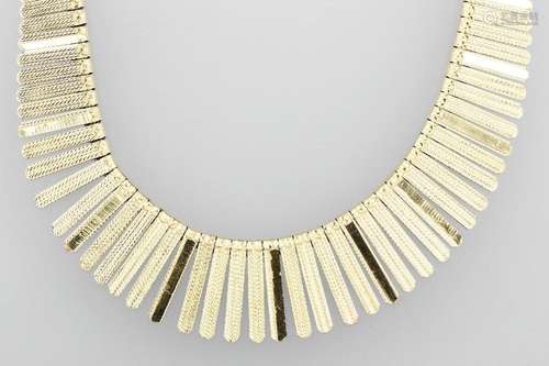 14 kt gold necklace