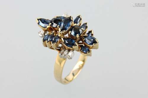 18 kt gold ring with sapphires and diamonds