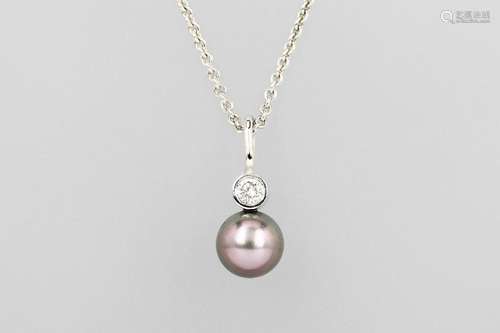 18 kt gold pendant with cultured akoya pearl and brilliant