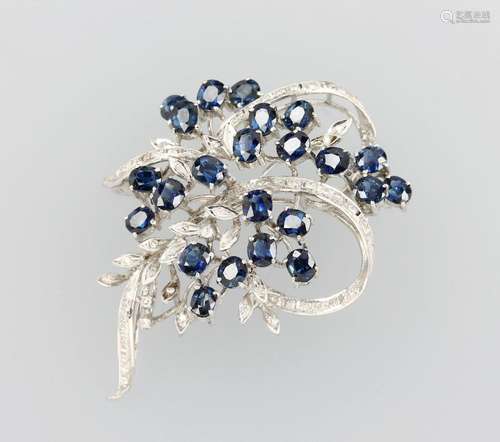 18 kt gold brooch with sapphires and diamonds