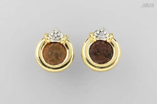 Pair of 14 kt gold earrings with brilliants and antique coins