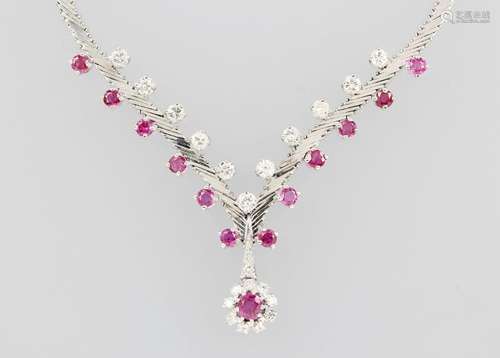 18 kt gold necklace with rubies and brilliants