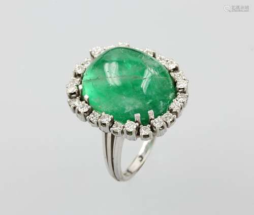 18 kt gold ring with emerald and brilliants