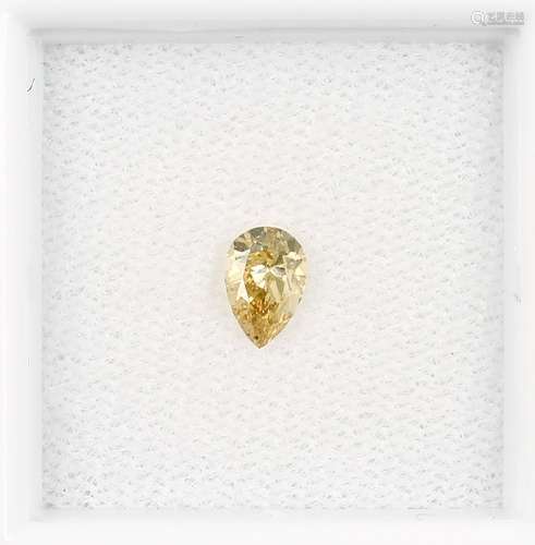 Loose diamond pear