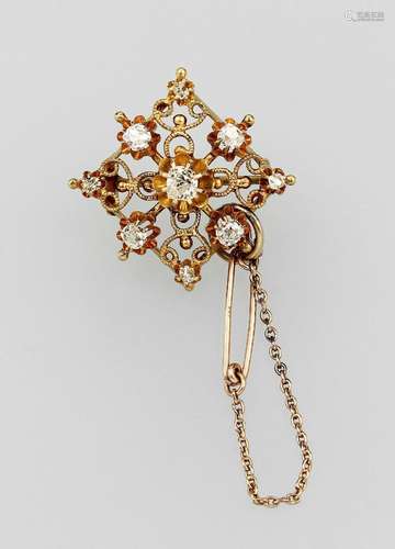 18 kt gold brooch with diamonds