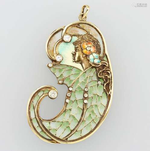 14 kt gold pendant with diamonds and enamel