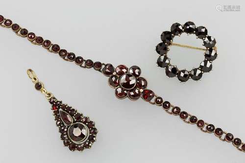 Lot with garnets, Bohemia approx. 1880