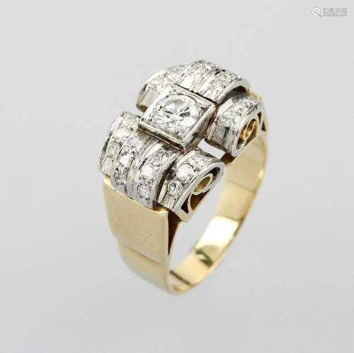 18 kt gold ring with diamonds