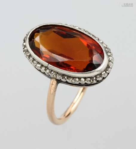 14 kt gold ring with citrine and diamonds