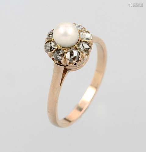 14 kt gold ring with pearl and diamonds