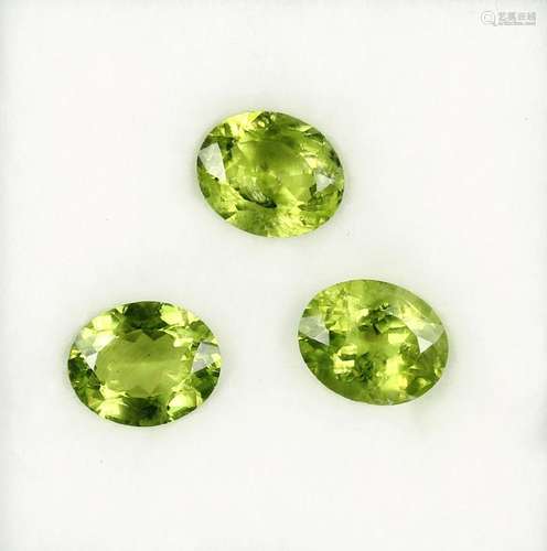 Lot 3 loose peridots