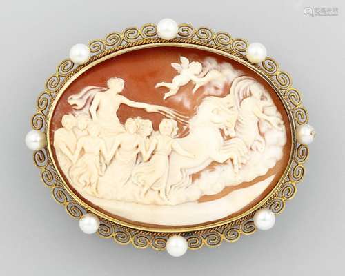 Brooch with shell cameo, Italy approx. 1910/20