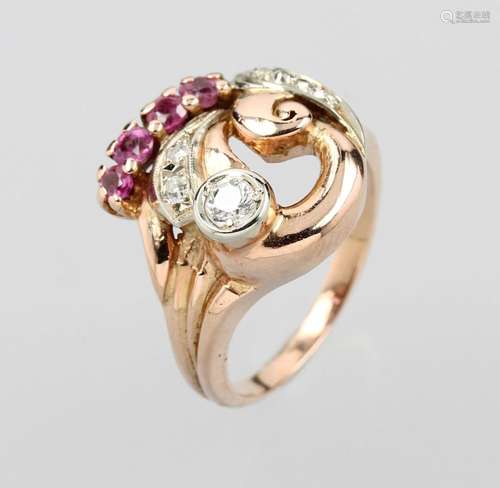 14 kt gold ring with imitations