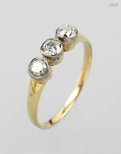 14 kt gold ring with diamonds