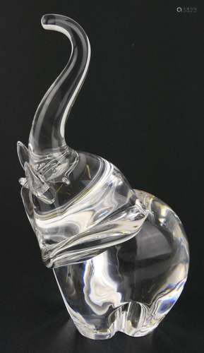 STEUBEN CRYSTAL ELEPHANT FIGURAL PAPERWEIGHT