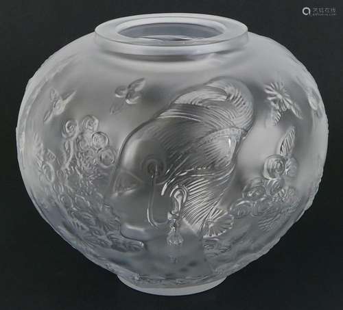 ROMAIN DE TIRTOFF (FRENCH 1892-1990) CRYSTAL VASE